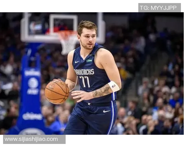 马尔基尼奥斯:从年轻天才到世界级后卫的成长之路与成就分析